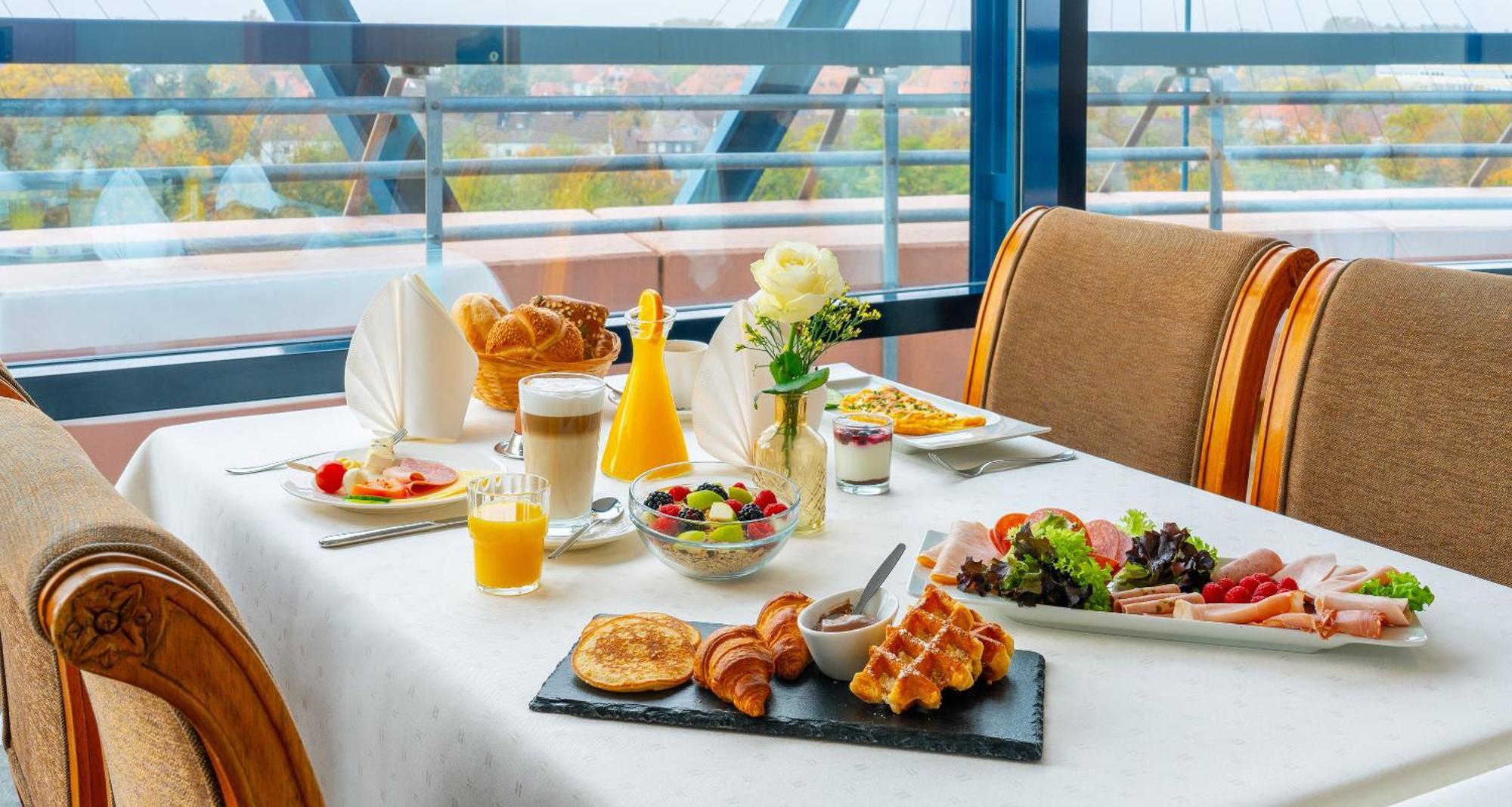 Victor'S Residenz-Hotel Frankenthal Frankenthal  Bagian luar foto