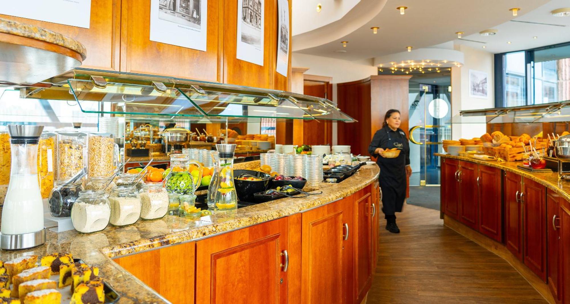 Victor'S Residenz-Hotel Frankenthal Frankenthal  Bagian luar foto